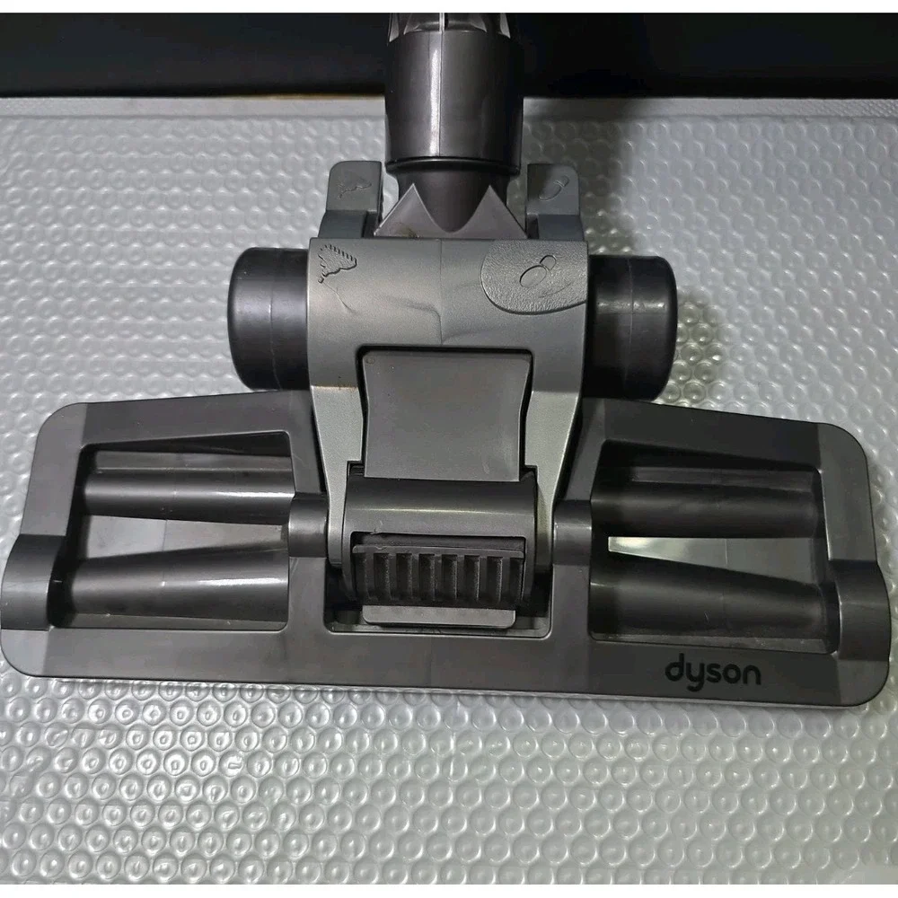 Dyson low reach